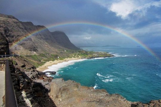 Custom Island Tour - for 6 to 14 people - up to 8 hours - Private tour of Oahu