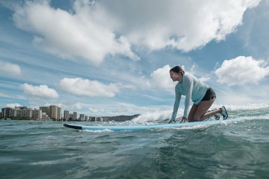 2 Hour Group Surf Lesson in Honolulu