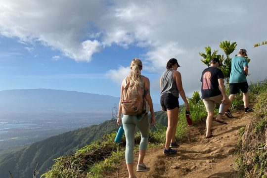 Amazing Maui Ridge Hike