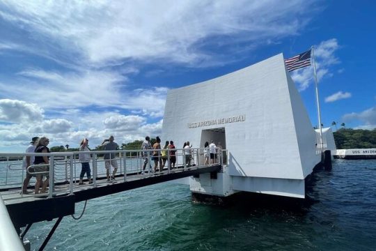 Full day Tour Ultimate Pearl Harbor Deluxe Experience From Kauai