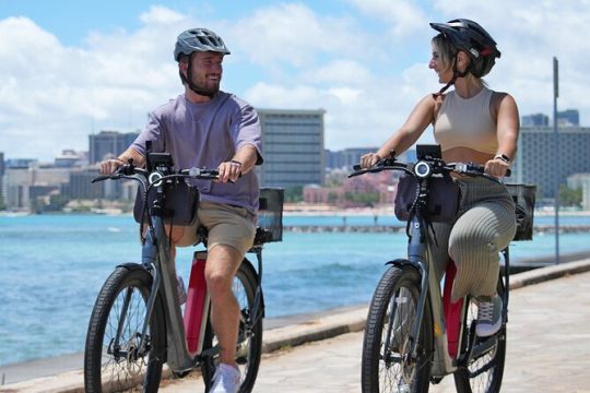 1-Day Hawaiian Style E-Bike Rental in Honolulu
